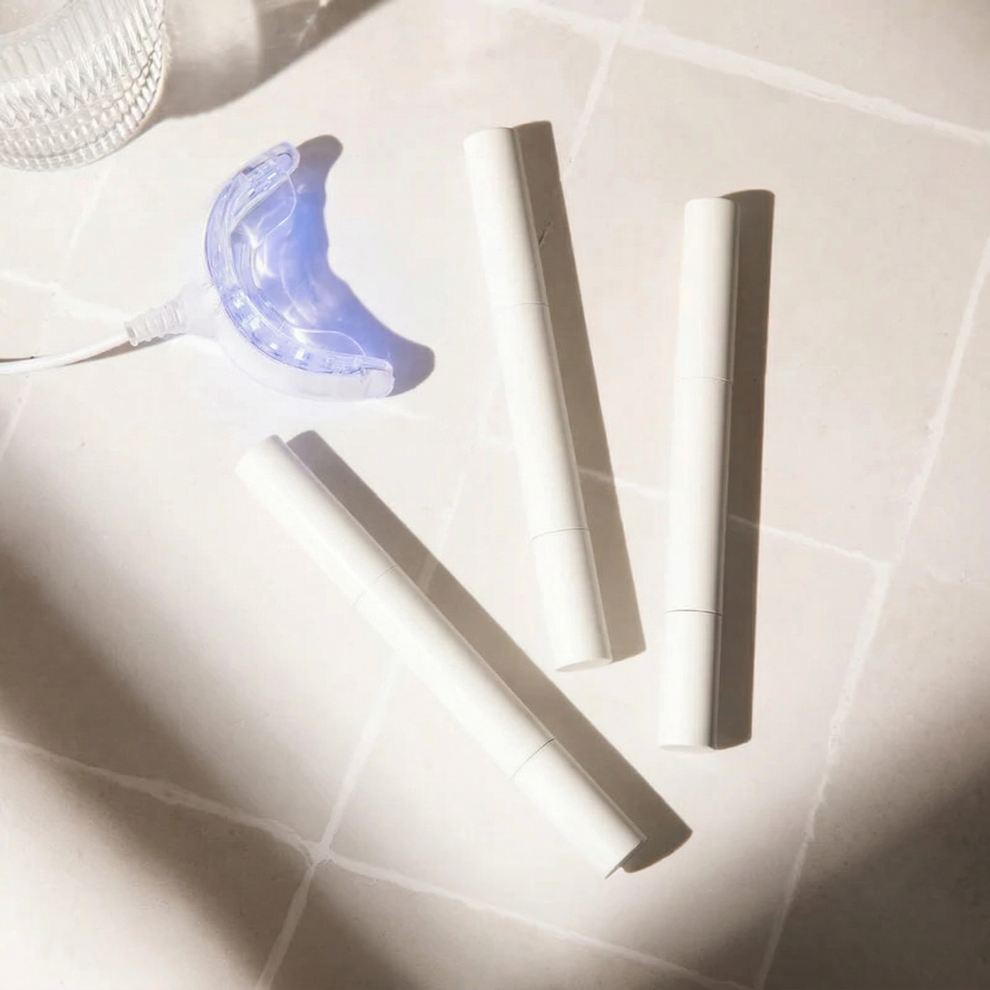 Low-Sensitivity Whitening System
